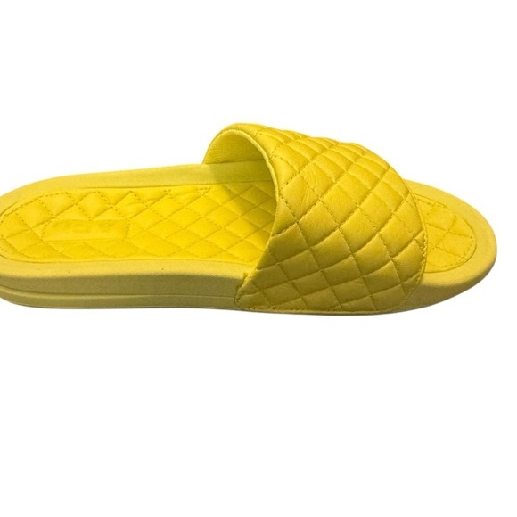 APL Lusso Slide in Bright Citrus Men’s Size 7/ Women’s 5.5 Unisex Sandal - Picture 2 of 9